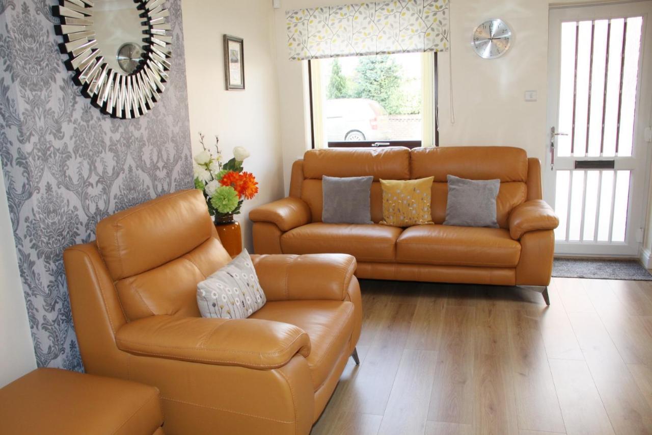 City Centre Town House With Riverside Views And Free Parking 1Bak ヨーク エクステリア 写真