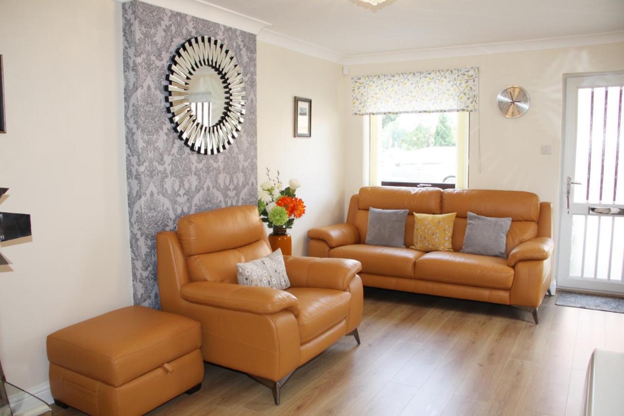 City Centre Town House With Riverside Views And Free Parking 1Bak ヨーク エクステリア 写真